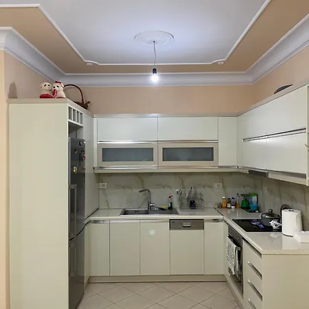 Andi's 4 * Gjirokastër